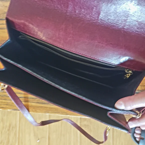 Salvatorre Ferragamo Maroon Bag - Picture 7 of 10